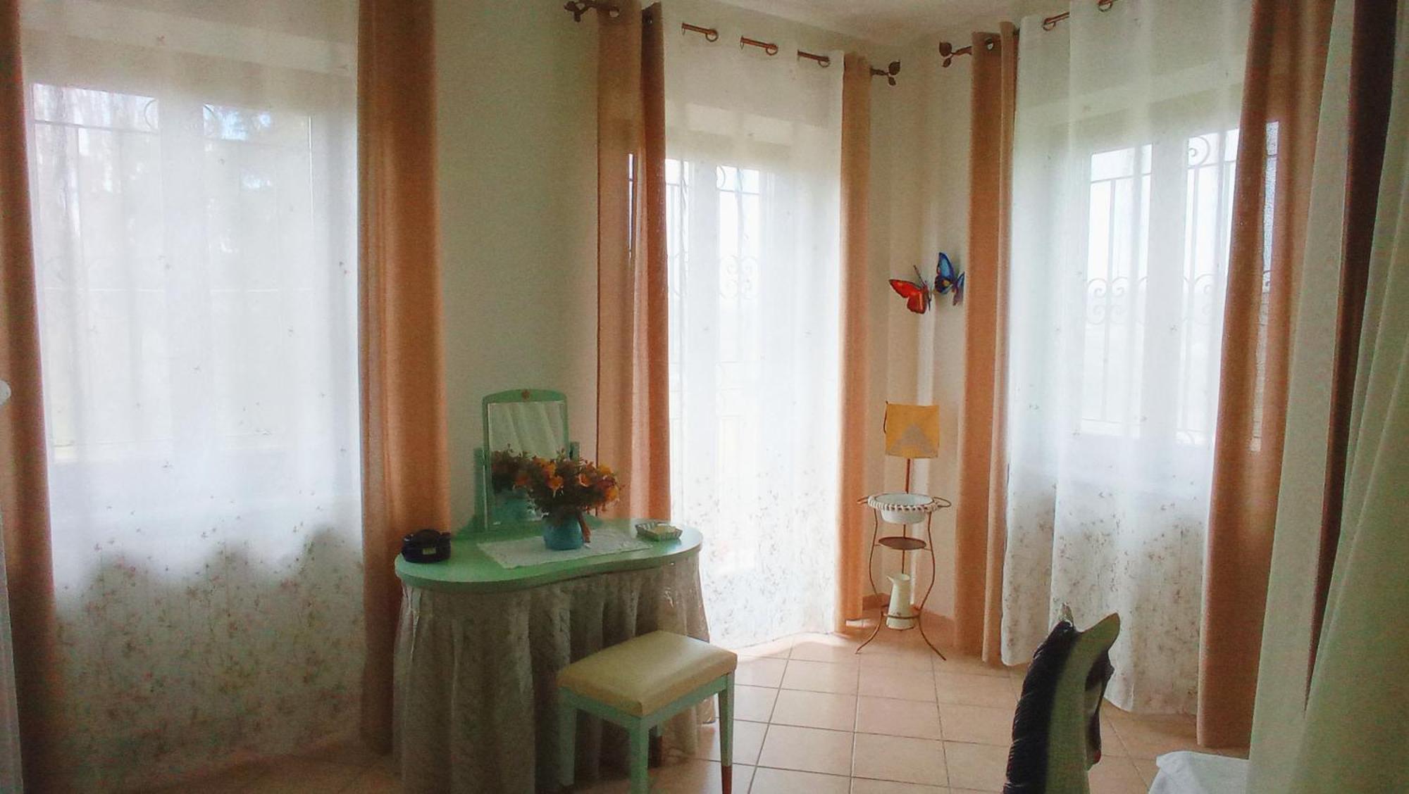 Pensjonat La Casa Dei Masue' Alba  Zewnętrze zdjęcie