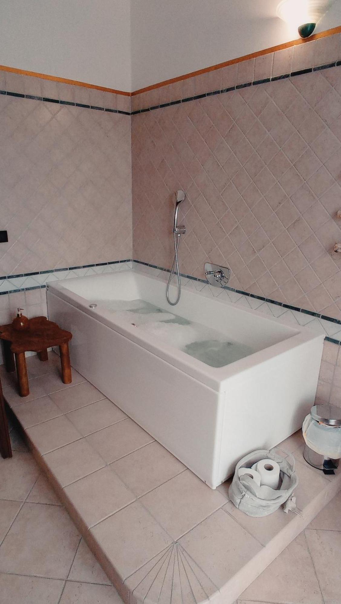 Pensjonat La Casa Dei Masue' Alba  Zewnętrze zdjęcie
