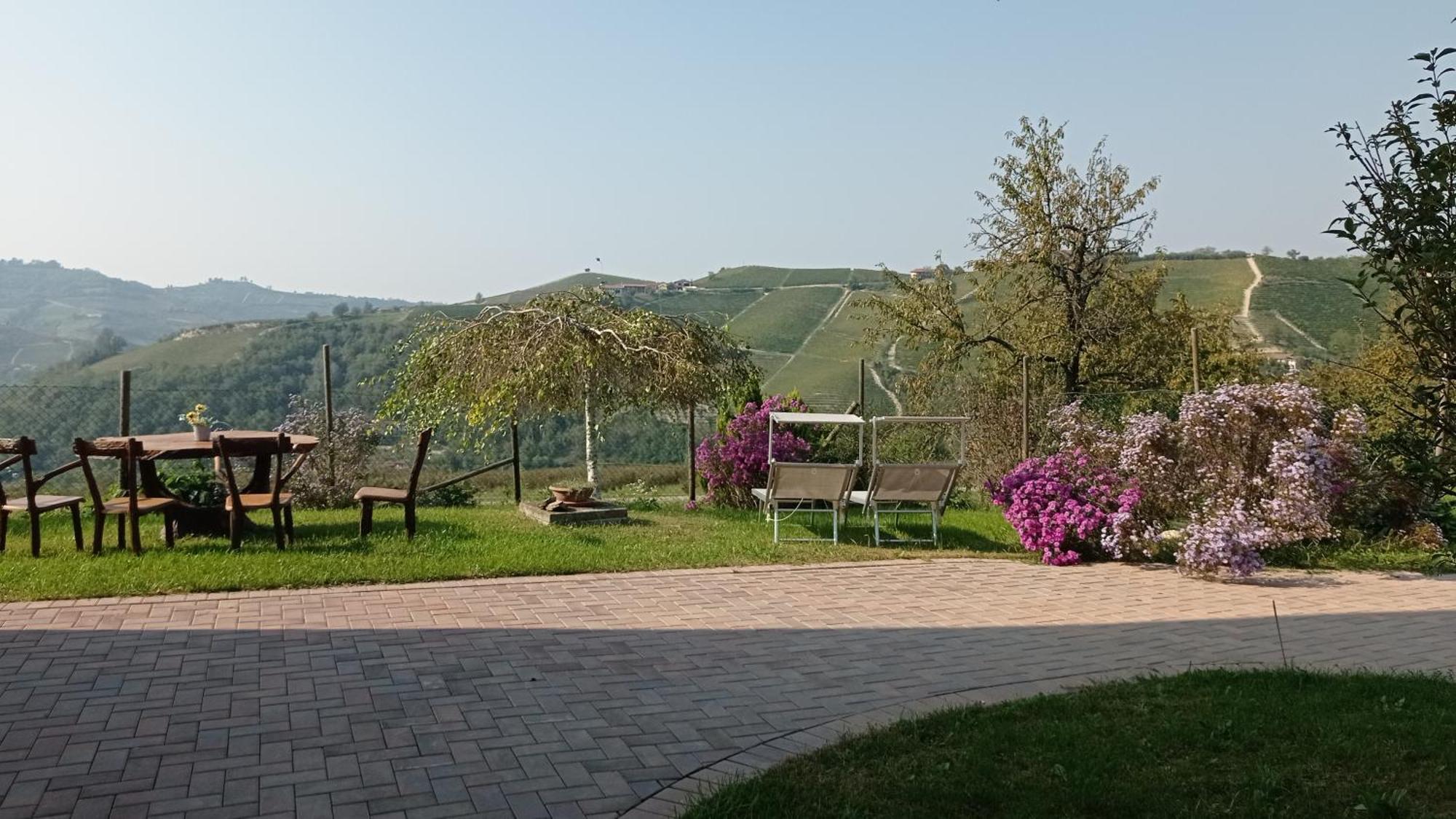 Pensjonat La Casa Dei Masue' Alba  Zewnętrze zdjęcie